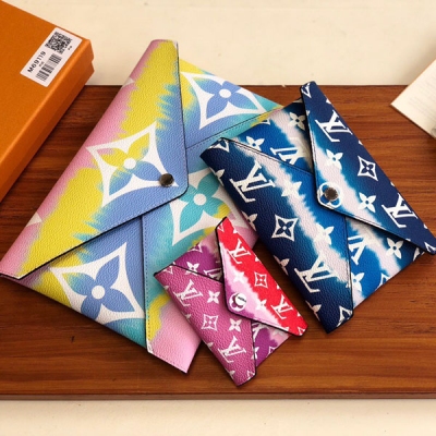 LV路易威登 Escale Pochette Kirigam...