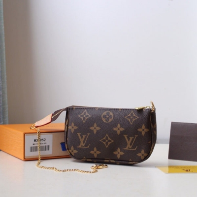 LV路易威登 MINI POCHETTE ACCESSORI...