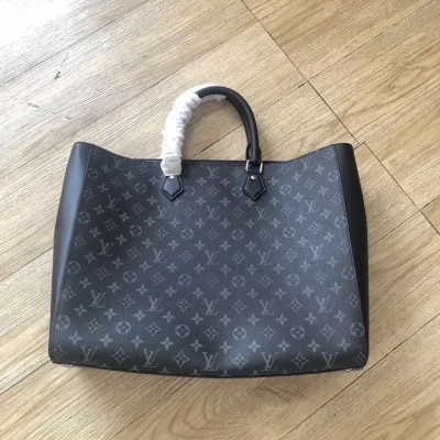 LV路易威登 黑花 M44733 Sac Plat 男士手提...