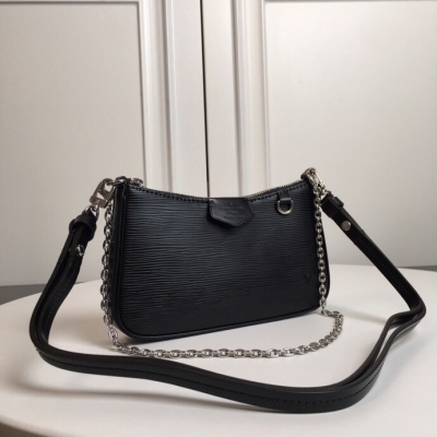 LV路易威登 EASY POUCH ON STRAP 單肩包...