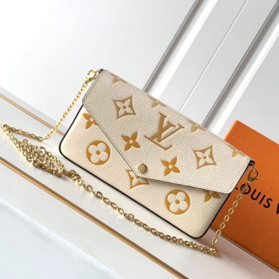 LV Pochette Félicie 鏈條包 香草黃 M8...