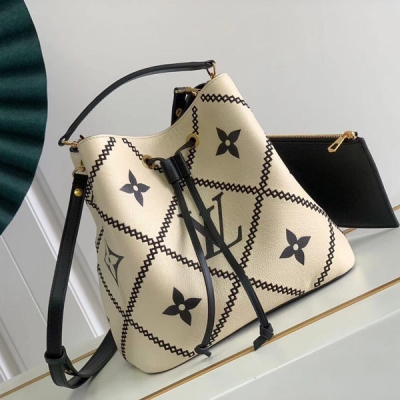 LV路易威登 NéoNoé 刺繡壓紋白色水桶包 M46023