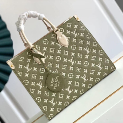 LV路易威登 OnTheGo 小牛皮印花草綠色購物包 M46...