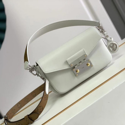 LV路易威登 Swing 白色牛皮腋下包 M20393