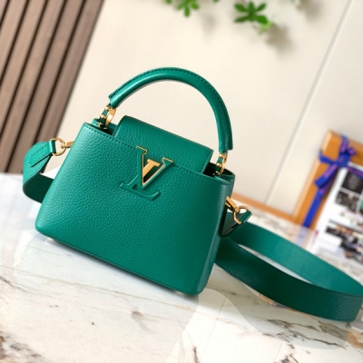 LV路易威登 Capucines 粒面牛皮深綠色肩背包 M5...