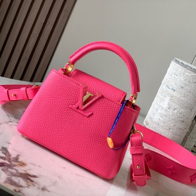 LV路易威登 Capucines 梅紅粒面牛皮迷你手袋 M2...