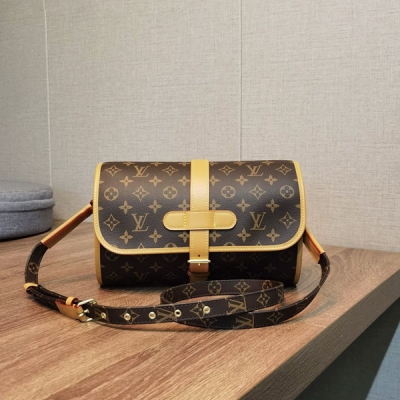 LV路易威登 老花中古腰鼓包 男女通用 M51369