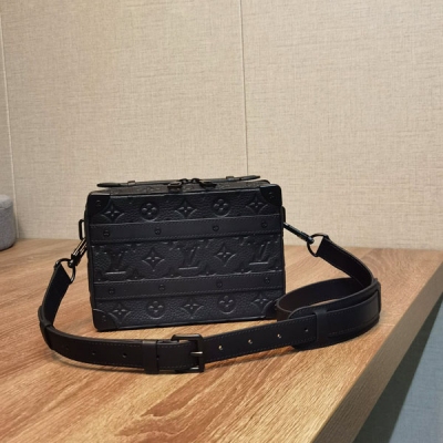 LV路易威登 Handle Soft Trunk 最火壓花盒...