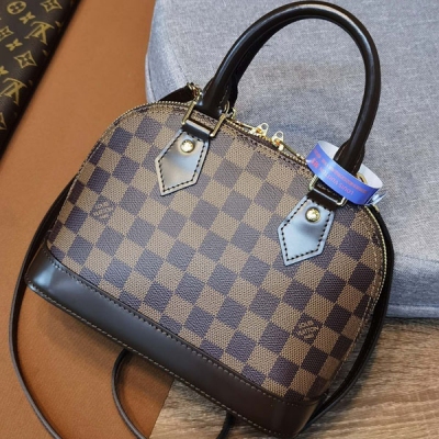 LV路易威登 ALMA BB 小號格子貝殼包 M53152