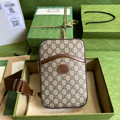 GUCCI古馳 復古棕色GG迷你胸包 696016
