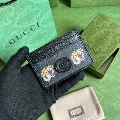 GUCCI古馳 最新老虎圖案GG黑色卡包 673002