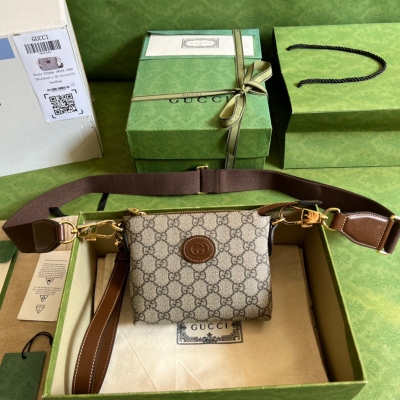 GUCCI古馳 互扣式雙G經典帆布包 723306