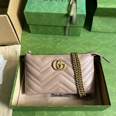 GUCCI古馳 GG Marmont系列 粉色全皮女士鏈條包...