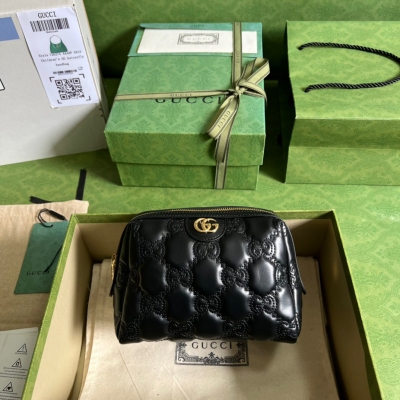 GUCCI古馳 GG matelassé 黑色壓花原廠皮化妝...