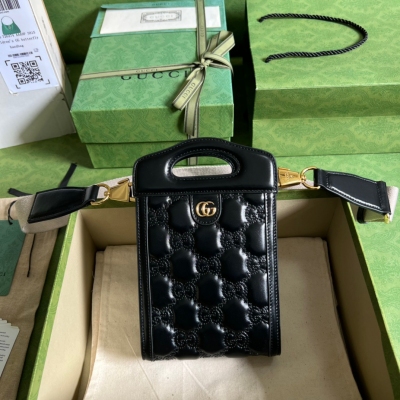 GUCCI古馳 GG matelassé系列 黑色G壓花迷你...