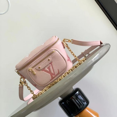 LV路易威登 Mini Bumbag 迷你壓紋漸變紅肩背包 ...