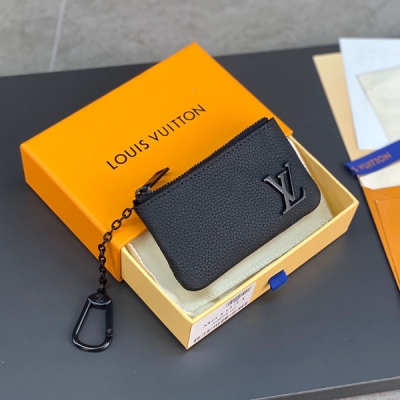 LOUIS VUITTON M81031 黑色匙鑰零錢包