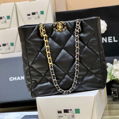 CHANEL香奈兒 2022新款 19 bag 原廠皮tot...