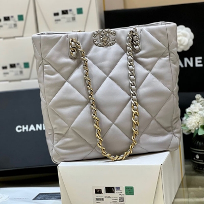 CHANEL香奈兒 2022新款 19 bag 灰色小羊皮托...