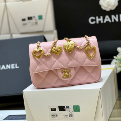 CHANEL香奈兒 CF限量款大號小羊皮愛心吊墜鏈條包 AS...