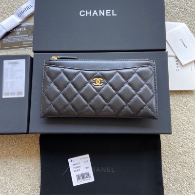 CHANEL香奈兒 正品羊皮金扣女士拉鍊卡包 A84107