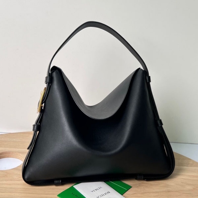 Bottega Veneta 578004 cassette...