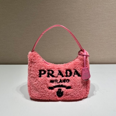 PRADA普拉達 粉色絨毛迷你肩背手袋 Hobo 1NE51...