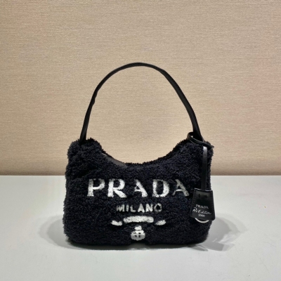 PRADA普拉達 Hobo 毛絨絨刺繡迷你手袋 1NE515