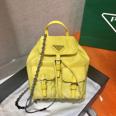PRADA普拉達 黃色經典Mini斜挎雙肩小背包 1BH02...