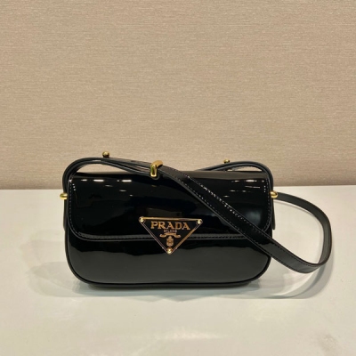 PRADA普拉達 新款漆皮黑色單肩包 1BD339